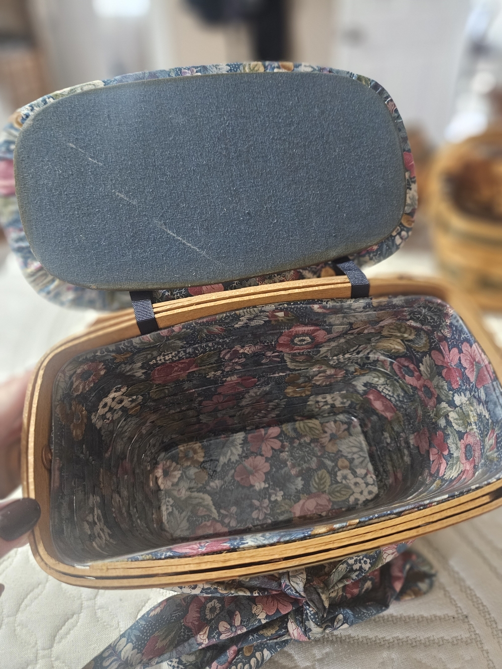 Longaberger 1993 DRESDEN Basket Made Into A Sm Purse with Liner, Protector Bow - Picture 3 of 3